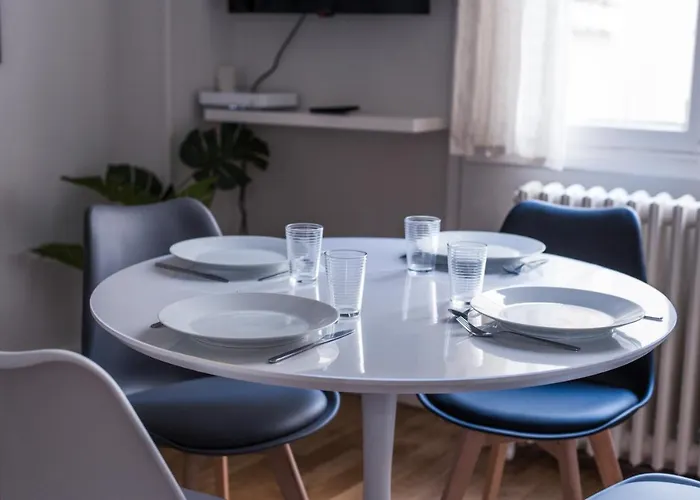 Hypercentre - Gare - La Tour'angel Apartament *